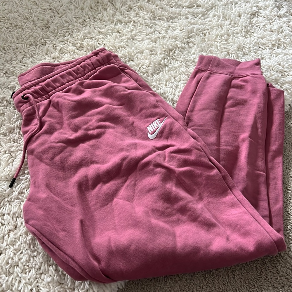 Nike joggers